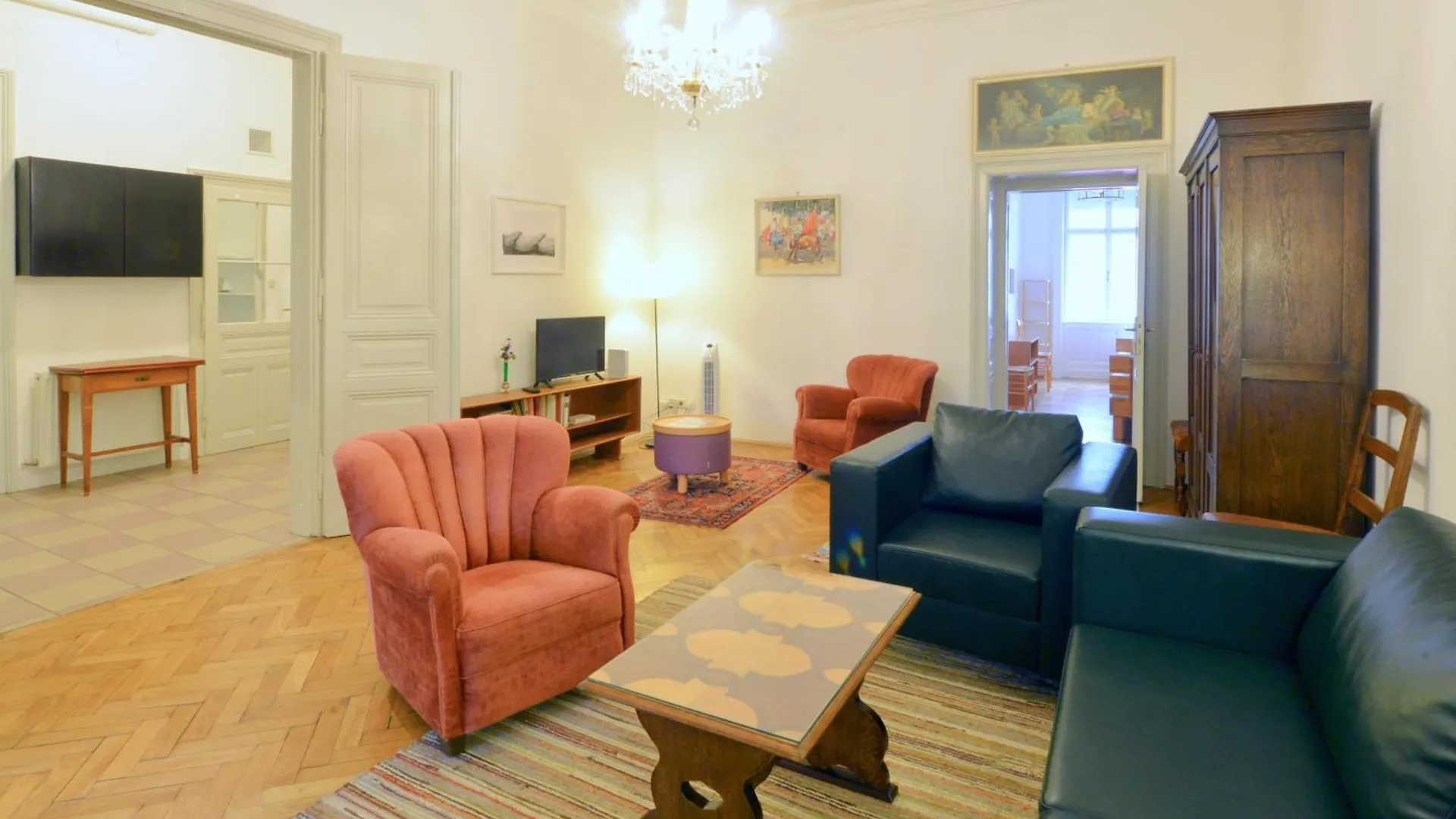 Top Flat - 1 Free Parking Space At The Metro Vienne Appartement